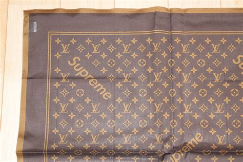 louis vuitton bandana supreme